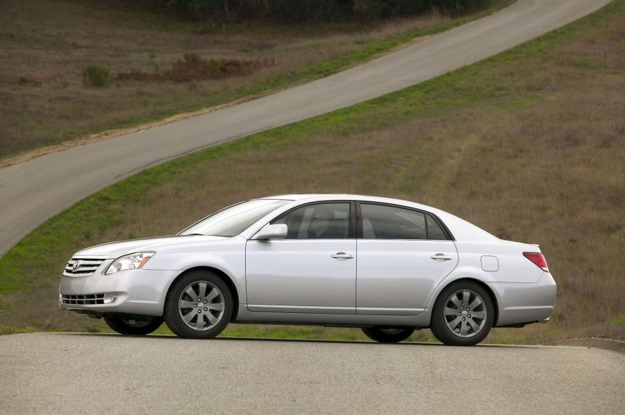  Toyota Avalon (GSX30) 2005 года  (фото 31 из 79)